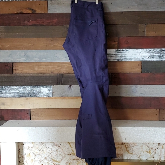❤BURTON SNOWBOARD PANTS! - Picture 2 of 14